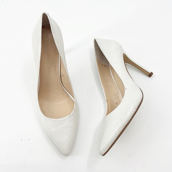 Banana Republic Women Heel Pumps size 11 White Gray Geometric - Picture 1 of 14